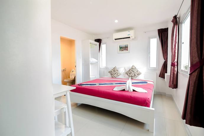 Imagen de la habitación del Hotel Bird, Bang Saen. Foto 13