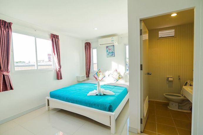 Imagen de la habitación del Hotel Bird, Bang Saen. Foto 14