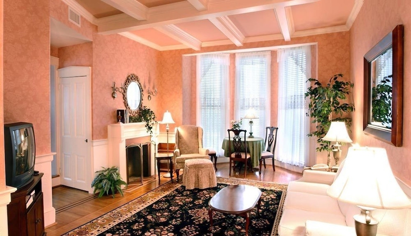 Imagen de la habitación del Hotel Bird In Hand Village Inn And Suites. Foto 4