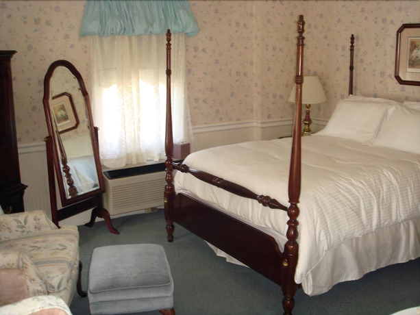 Imagen de la habitación del Hotel Bird In Hand Village Inn And Suites. Foto 7