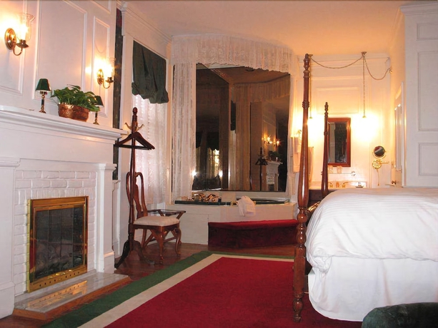 Imagen de la habitación del Hotel Bird In Hand Village Inn And Suites. Foto 17