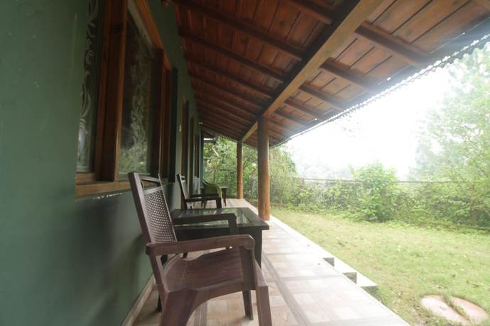 Imagen general del Hotel Birders Den Eco Resort. Foto 6