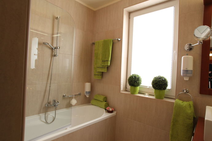 Imagen de la habitación del Hotel Birdland Villapark. Foto 11