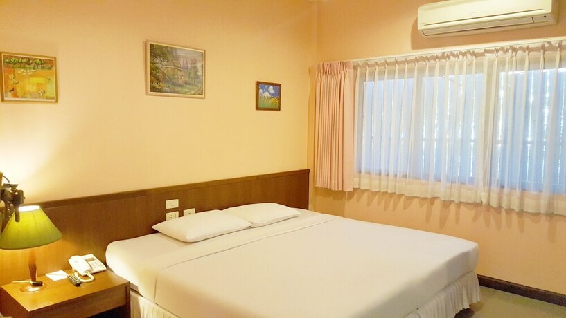 Imagen de la habitación del Hotel Birds And Bees Resort. Foto 14