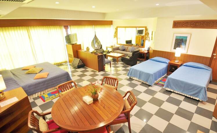 Imagen de la habitación del Hotel Birds And Bees Resort. Foto 19