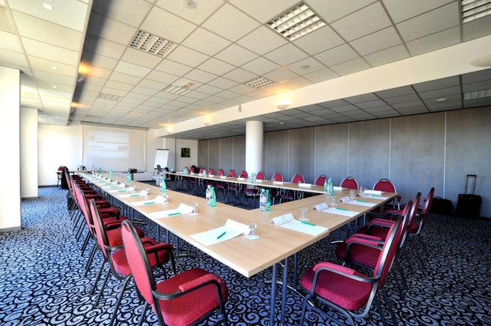 Imagen de los interiores del Hotel Birdy By Happyculture. Foto 9