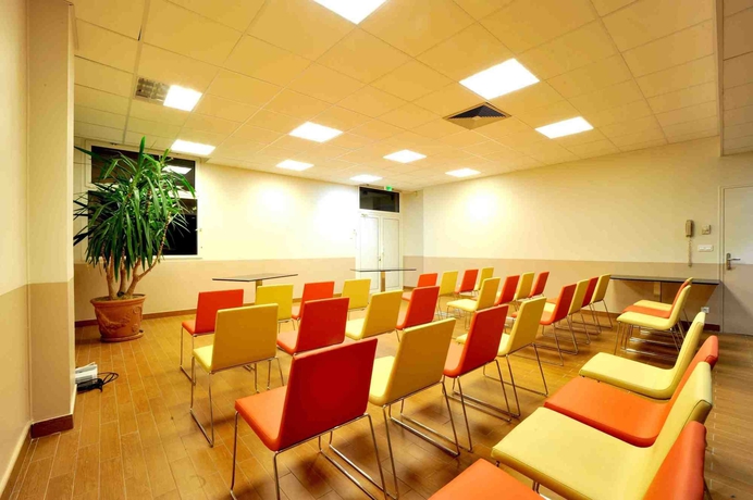 Imagen de los interiores del Hotel Birdy By Happyculture. Foto 10