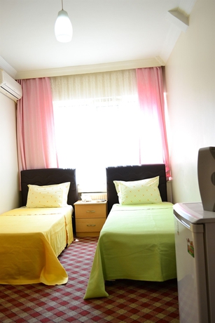 Imagen de la habitación del Hotel Birol. Foto 6