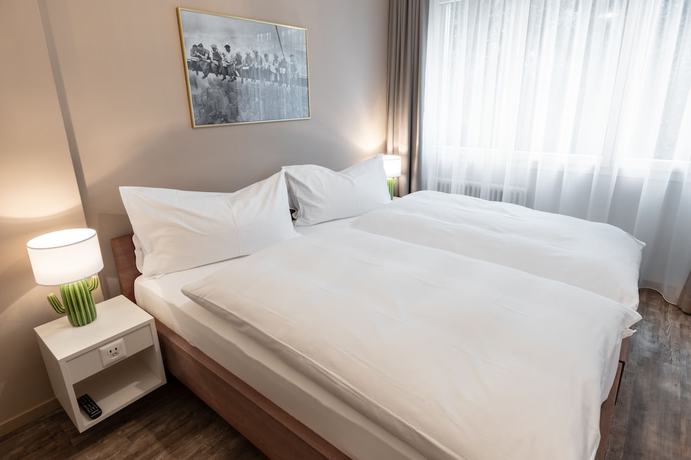 Imagen de la habitación del Hotel Birsighof. Foto 13