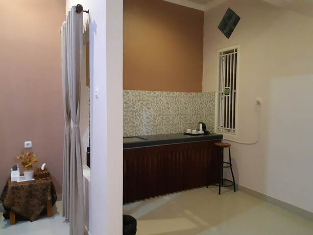 Imagen general del Hotel Bis Homestay. Foto 4