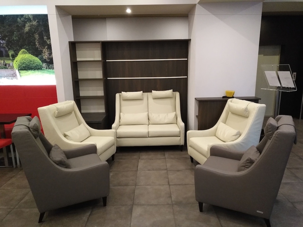 Imagen del bar/restaurante del Hotel Bis Varese. Foto 2