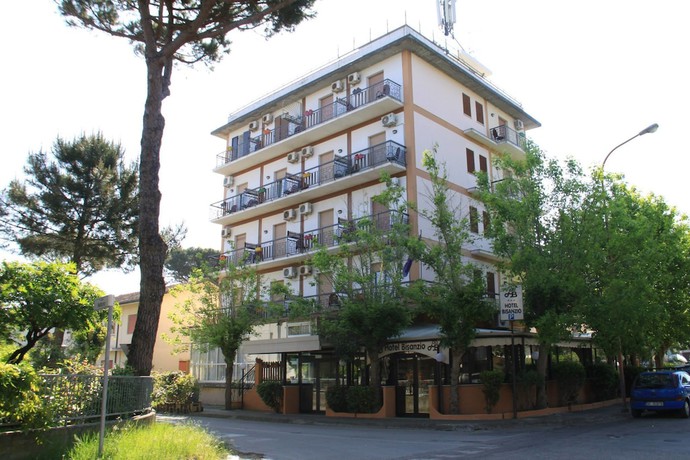 Imagen general del Hotel Bisanzio, Cervia. Foto 1