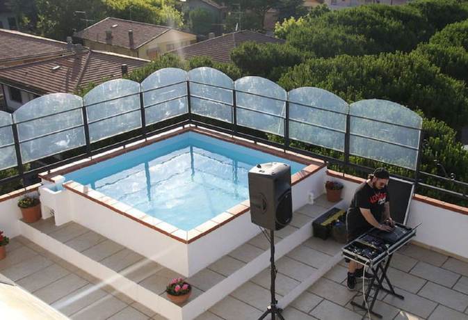 Imagen de la piscina del Hotel Bisanzio, Cervia. Foto 15