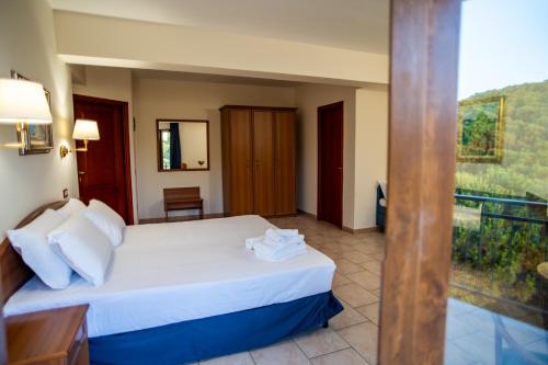 Imagen de la habitación del Hotel Bisanzio Resort. Foto 20