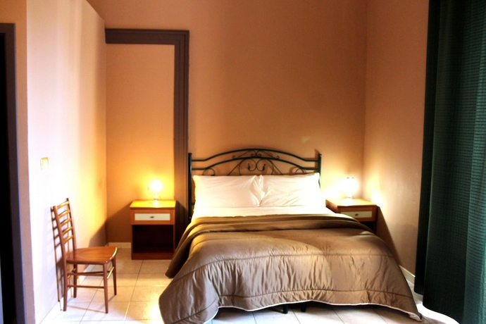 Imagen de la habitación del Hotel Biscari Catania. Foto 2