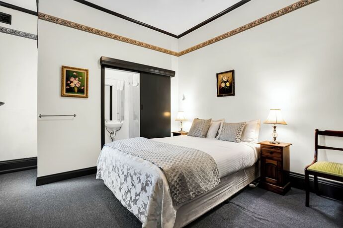 Imagen general del Hotel Bischoff, Waratah. Foto 2