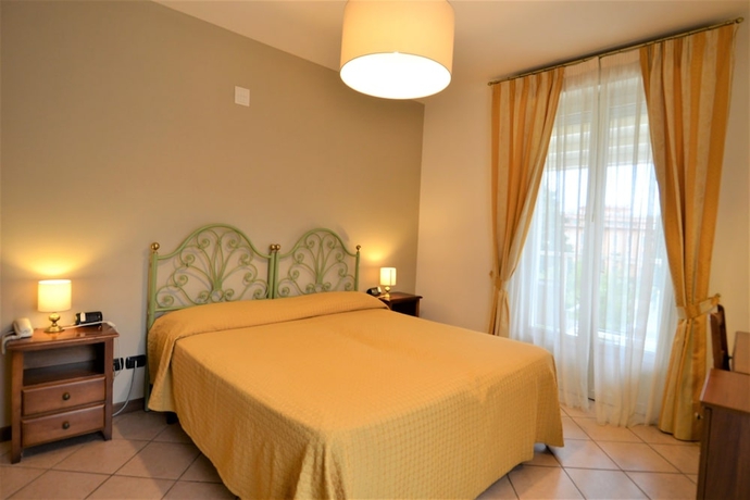 Imagen de la habitación del Hotel Bisesti. Foto 10