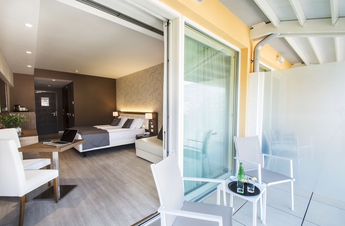 Imagen de la habitación del Hotel Bisesti. Foto 13