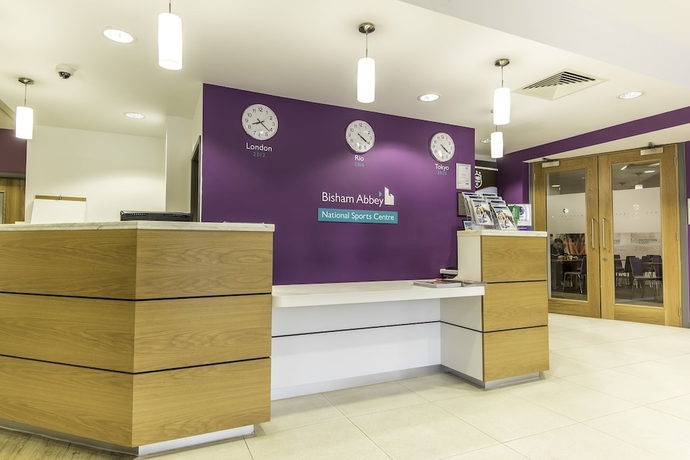 Imagen de los interiores del Hotel Bisham Abbey National Sports Centre. Foto 14