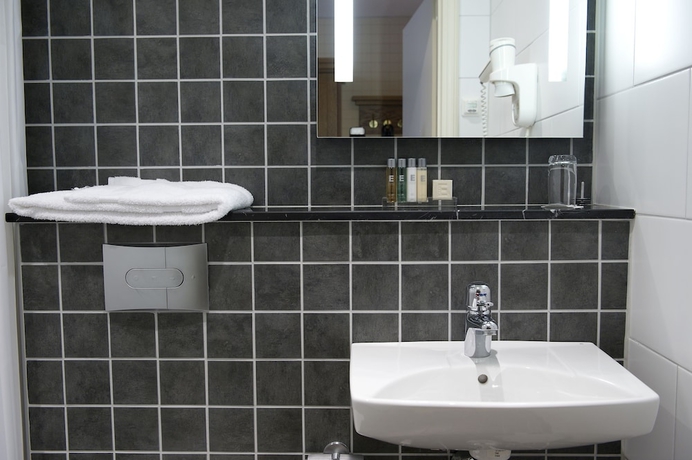 Imagen de la habitación del Hotel Bishops Arms, Köping. Foto 16