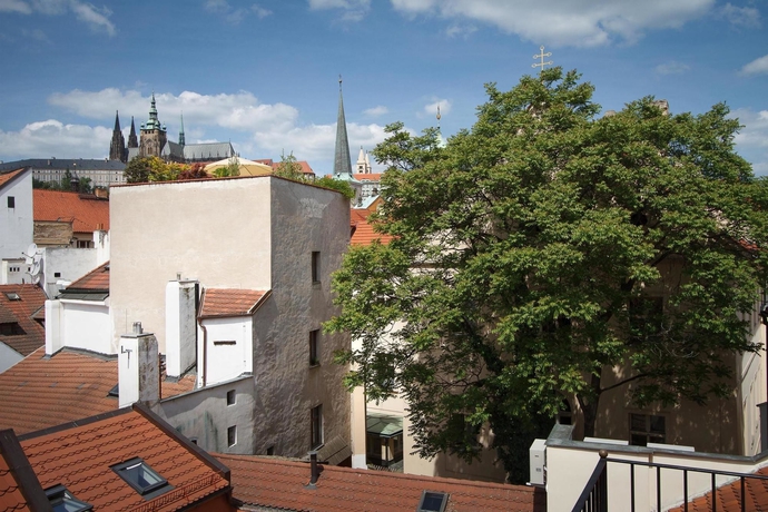 Imagen de los exteriores del Hotel Bishop's House. Foto 11