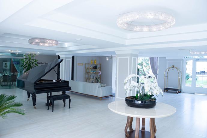 Imagen de los interiores del Hotel Bisinii Boutique. Foto 17