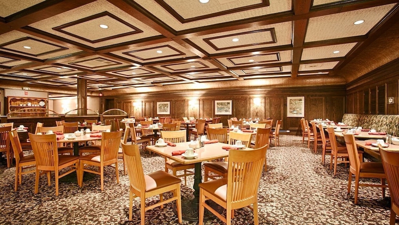 Imagen del bar/restaurante del Hotel Bismarck and Conference Center. Foto 4