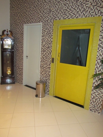 Imagen de los interiores del Hotel Bismark. Foto 13