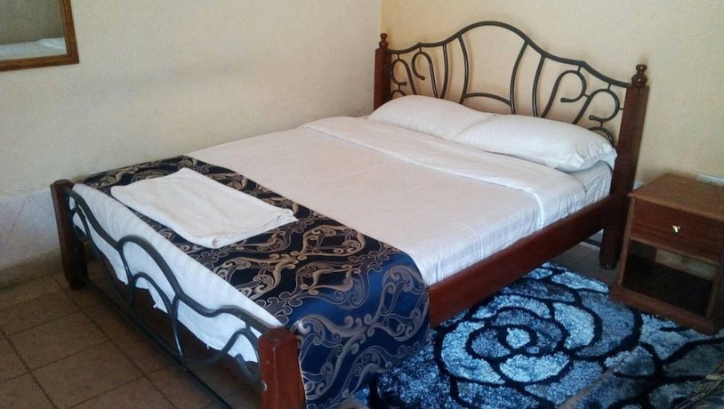 Imagen de la habitación del Hotel Bison. Foto 10