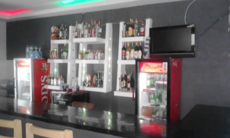 Imagen del bar/restaurante del Hotel Bison. Foto 5