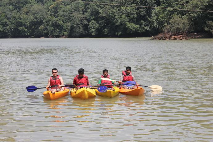 Imagen general del Hotel Bison River Resort. Foto 4