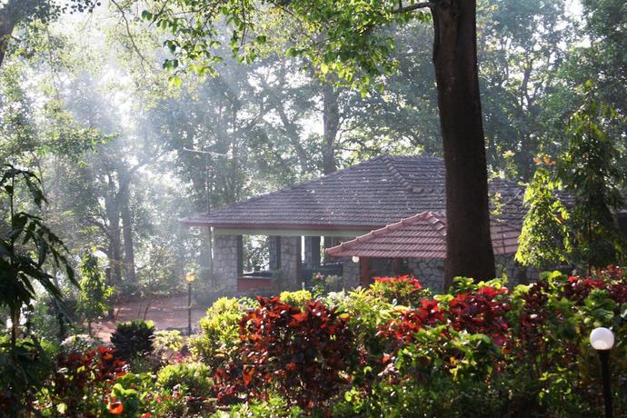 Imagen del bar/restaurante del Hotel Bison River Resort. Foto 12