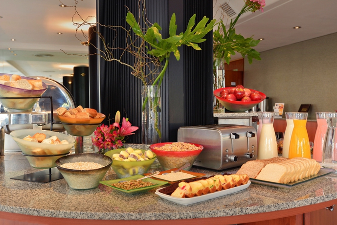 Imagen del bar/restaurante del Hotel Bisonte Libertad. Foto 2