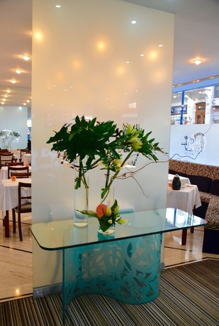 Imagen del bar/restaurante del Hotel Bisonte Palace. Foto 2