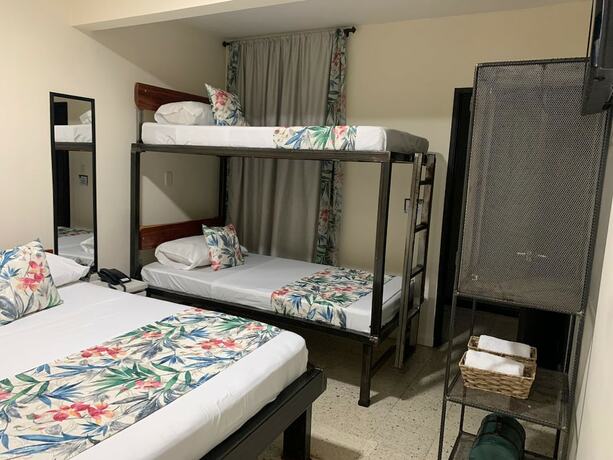Imagen de la habitación del Hotel Bisou. Foto 18