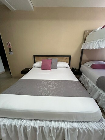 Imagen de la habitación del Hotel Bisou. Foto 24