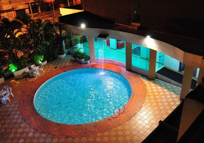Imagen de la piscina del Hotel Biss Inn. Foto 19