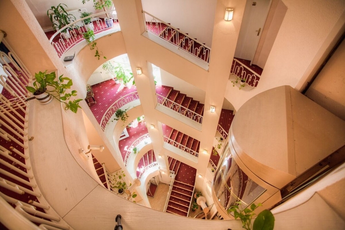 Imagen de los interiores del Hotel Bistra and Galina. Foto 17