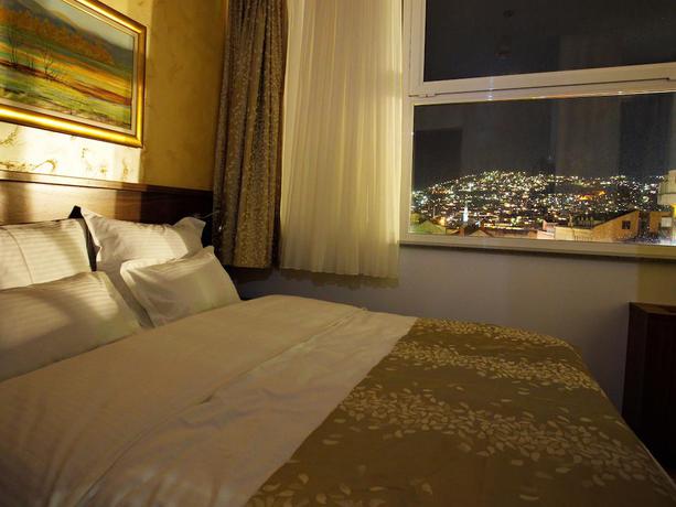 Imagen de la habitación del Hotel Bistrik City Center. Foto 10