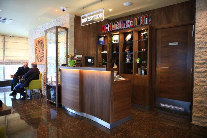 Imagen de los interiores del Hotel Bistrik City Center. Foto 14