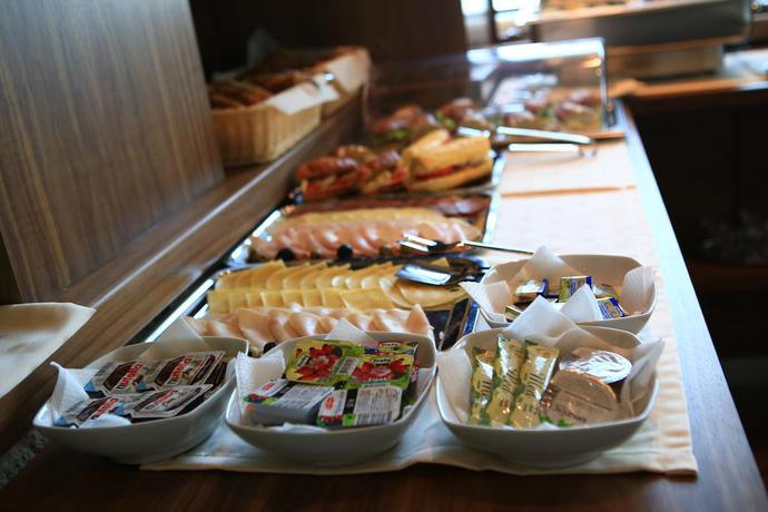 Imagen del bar/restaurante del Hotel Bistrik City Center. Foto 5