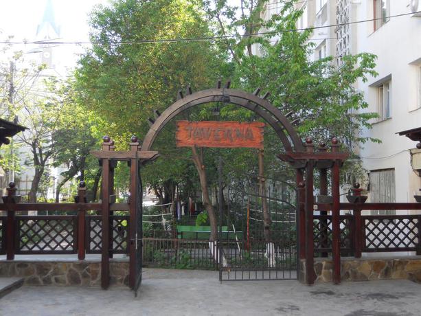 Imagen de los exteriores del Hotel Bistrita, Bacau. Foto 10