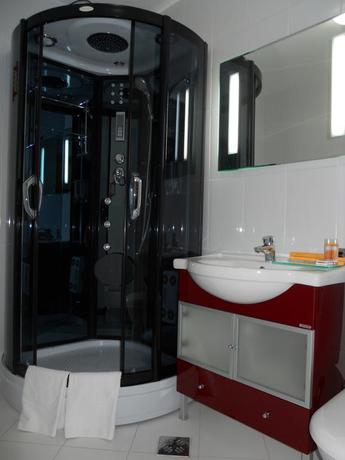 Imagen de la habitación del Hotel Bistrita, Bacau. Foto 7