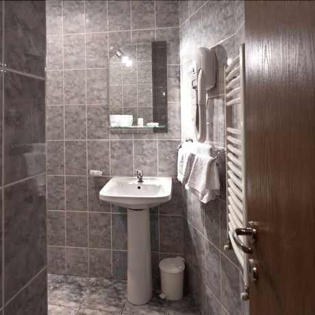 Imagen de la habitación del Hotel Bistrita. Foto 14