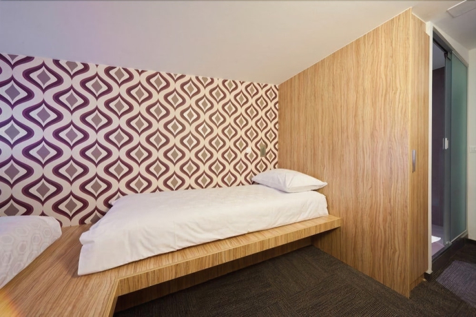 Imagen de la habitación del Hotel Bit Center. Foto 10