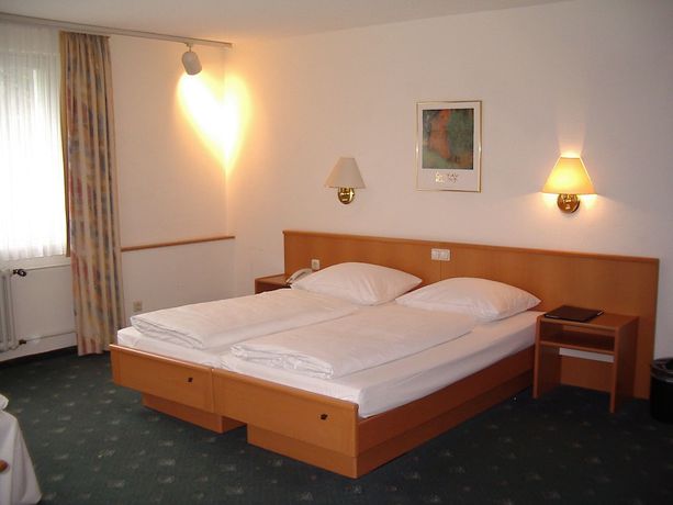 Imagen de la habitación del Hotel Bitburg. Foto 11