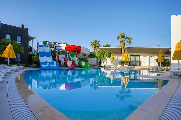 Imagen de la piscina del Hotel Bitez Garden Life - All Inclusive. Foto 19