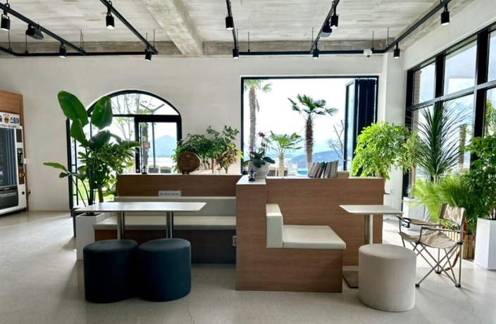 Imagen de los interiores del Hotel Bito Sunsetforest Glamping. Foto 15