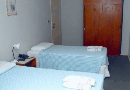 Imagen de la habitación del Hotel Bittar Inn. Foto 15