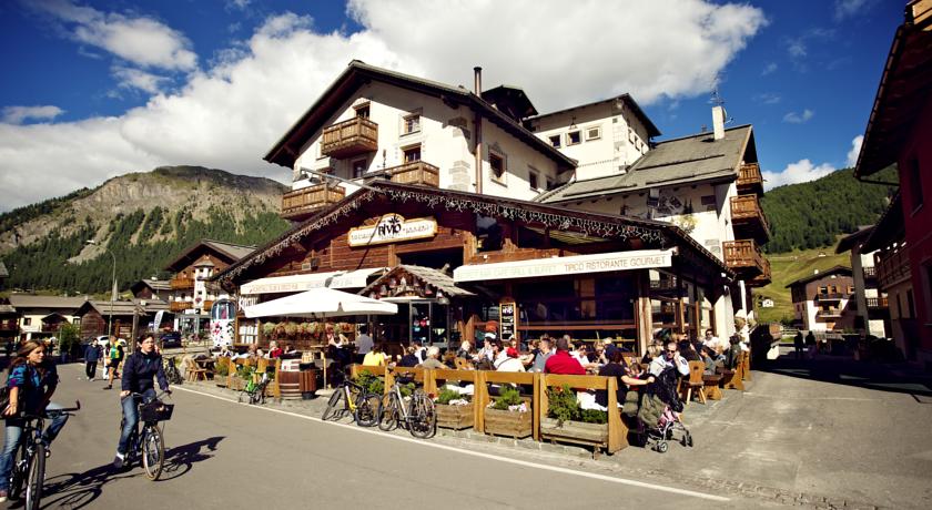 Imagen general del Hotel Bivio. Foto 3